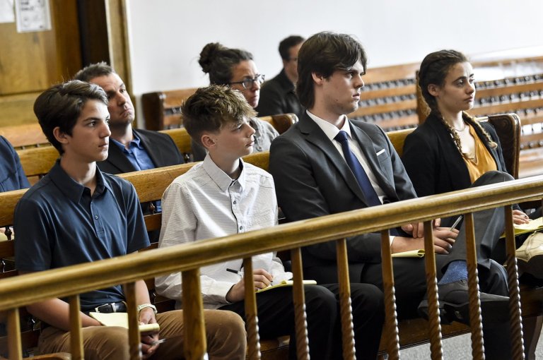 Young activists won a landmark state climate trial. Now they're challenging Trump's orders | iNFOnews.ca