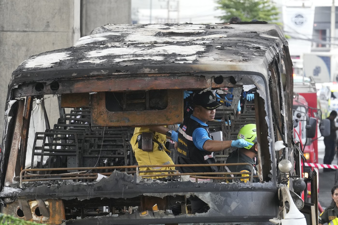 More than 20 are feared dead after a school bus catches fire in suburban Bangkok | iNFOnews.ca More than 20 are feared dead after a school bus catches fire in suburban Bangkok | iNFOnews.ca