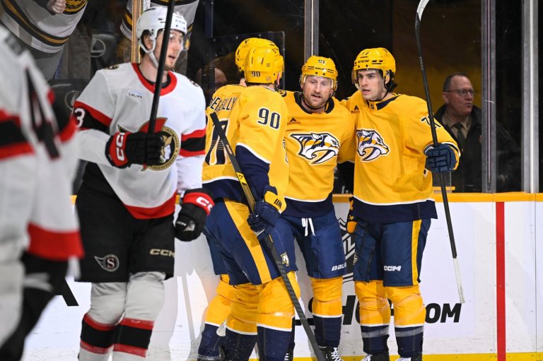Stamkos breaks late tie with 3rd goal of game, Predators rally to beat Senators 5-3 | iNFOnews.ca
