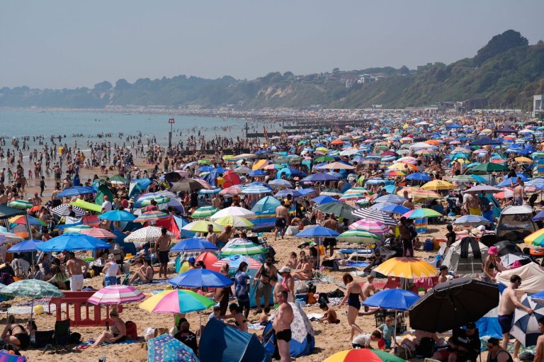 Parts of Europe swelter in record May heat as deaths at amateur sports events spur warnings | iNFOnews.ca