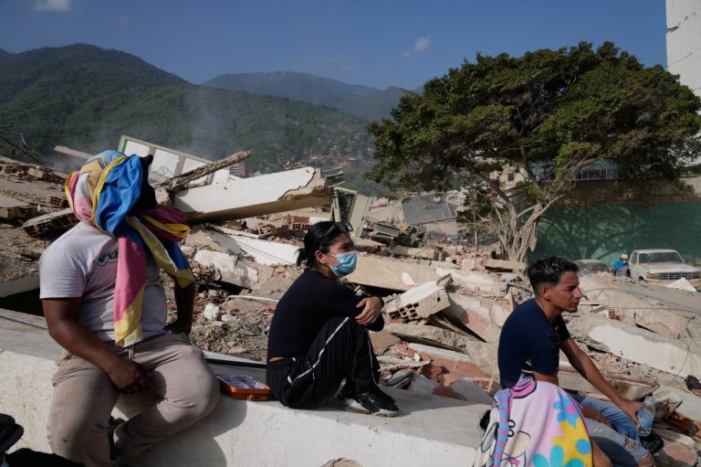 Venezuelans sleep in cars and under trees as they question where they'll live after the earthquakes | iNFOnews.ca