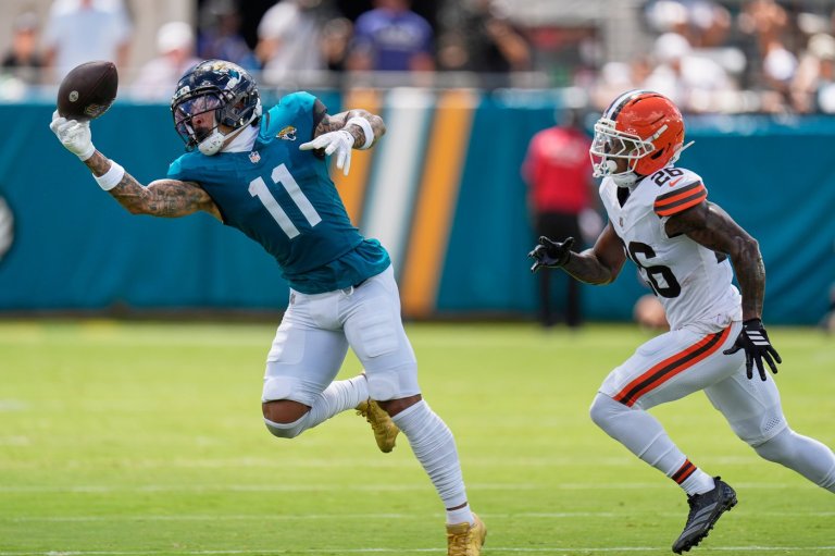 Wide receiver Parker Washington shows value to Jags in opener | iNFOnews.ca