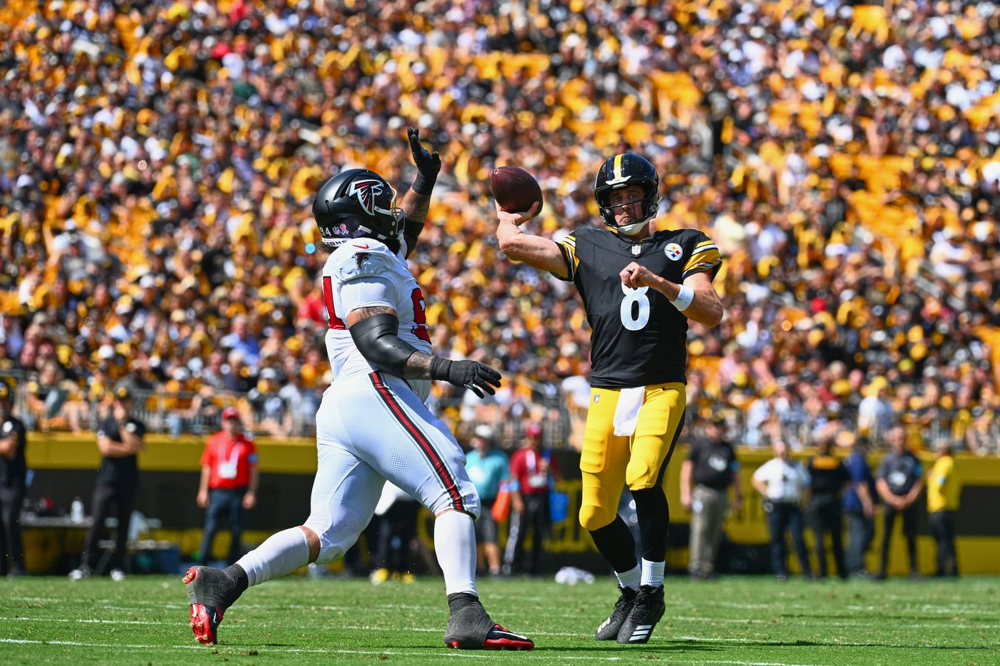 T.J. Watt's late pick-6 pushes sluggish Steelers past injury-laden Falcons 20-13 | iNFOnews.ca