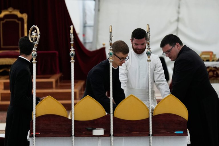 Defying Pope Leo XIV and risking schism, traditionalists go ahead with Latin Mass consecrations | iNFOnews.ca