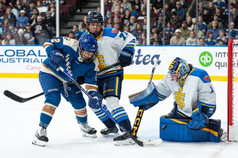 Toronto Sceptres ride early goals to 2-1 victory over Vancouver Goldeneyes | iNFOnews.ca