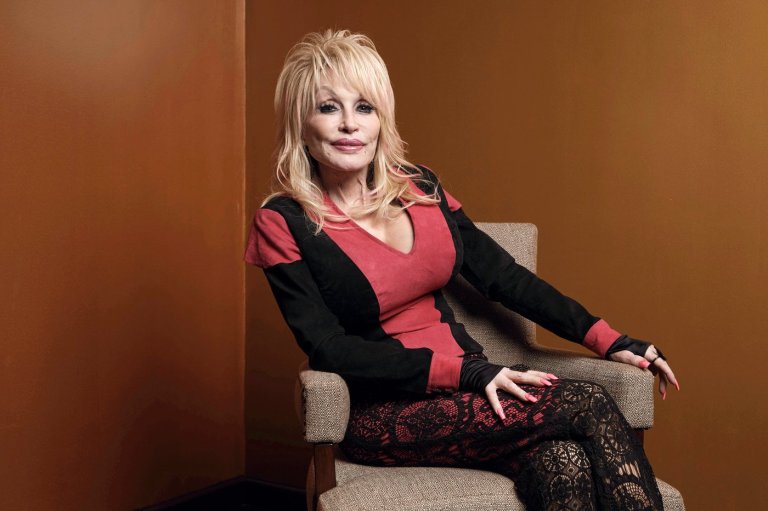 Dolly Parton, music star, actor and beloved figure who spanned generations has died at 80 | iNFOnews.ca