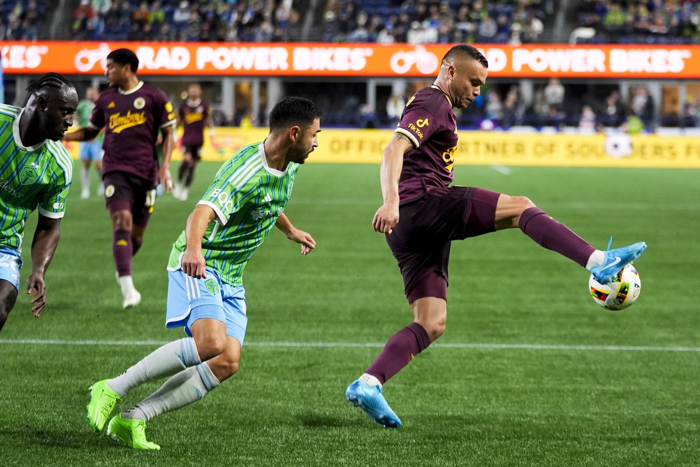 Sounders, Timbers play to 1-1 draw before heading for postseason | iNFOnews.ca