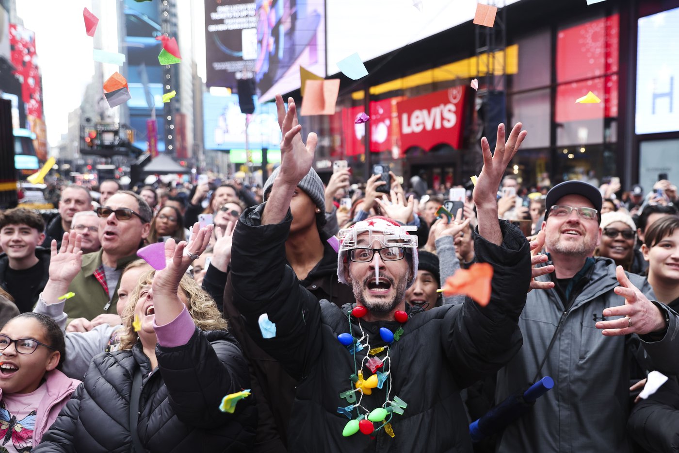 Cities across the globe prepare to welcome the New Year in celebrations tinged with local traditions | iNFOnews.ca Cities across the globe prepare to welcome the New Year in celebrations tinged with local traditions | iNFOnews.ca
