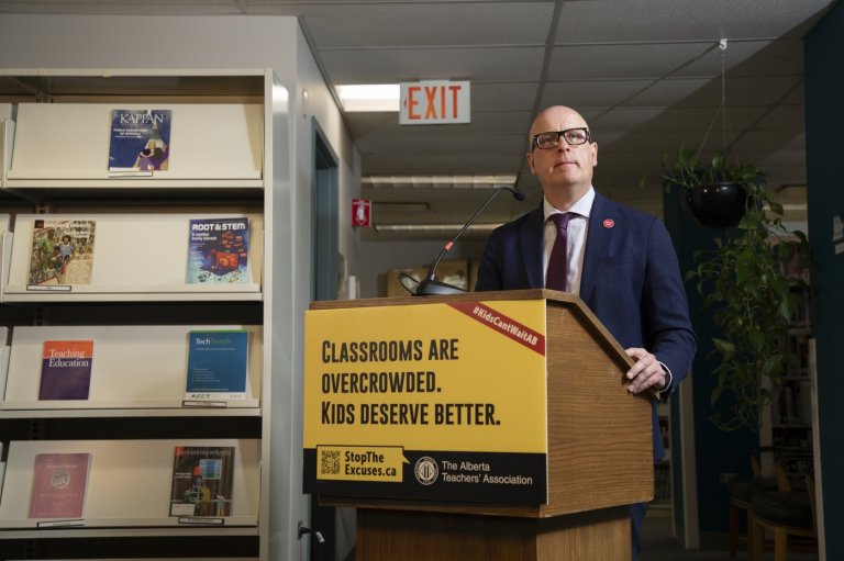'A big mess': Expert, parents criticize Alberta tool kit for students during strike | iNFOnews.ca