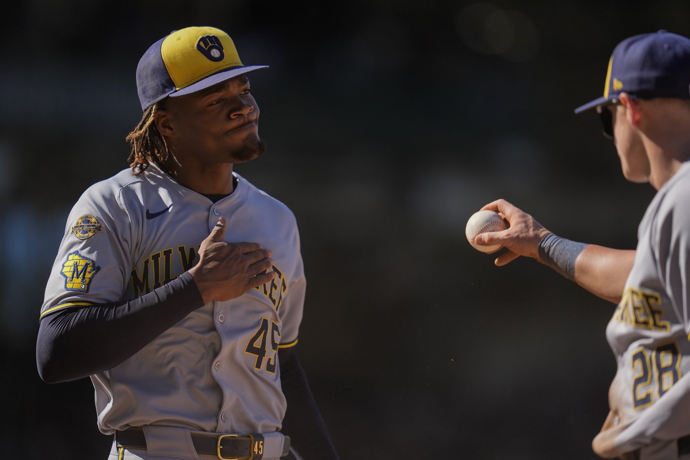 Brice Turang hits a 2-run homer as Brewers widen NL Central lead over Cubs with 4-1 win | iNFOnews.ca Brice Turang hits a 2-run homer as Brewers widen NL Central lead over Cubs with 4-1 win | iNFOnews.ca