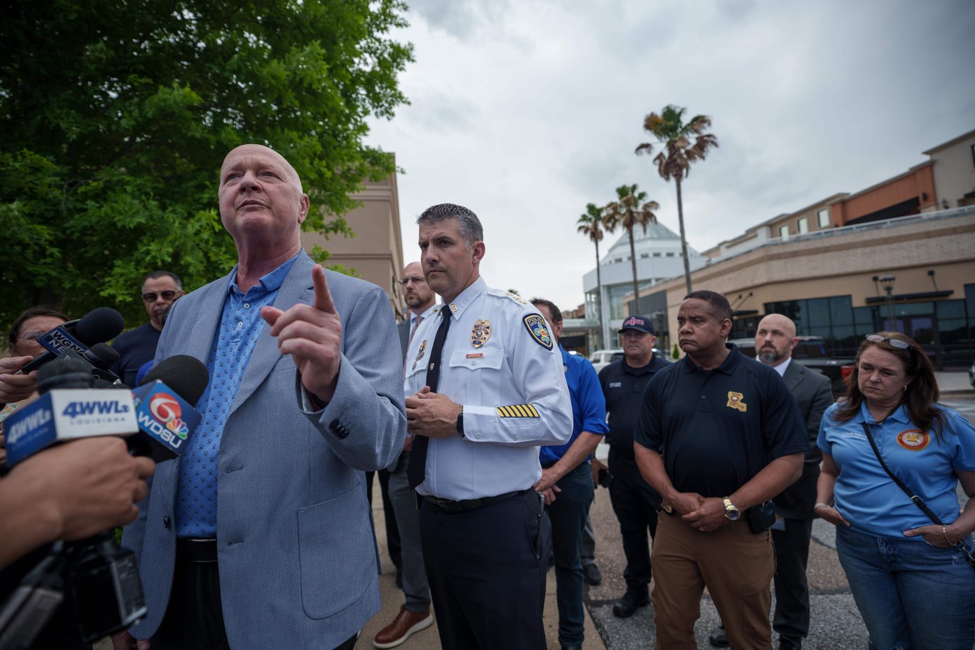 Authorities announce murder charge after Louisiana mall shooting that killed 1 person, injured 5 | iNFOnews.ca Authorities announce murder charge after Louisiana mall shooting that killed 1 person, injured 5 | iNFOnews.ca