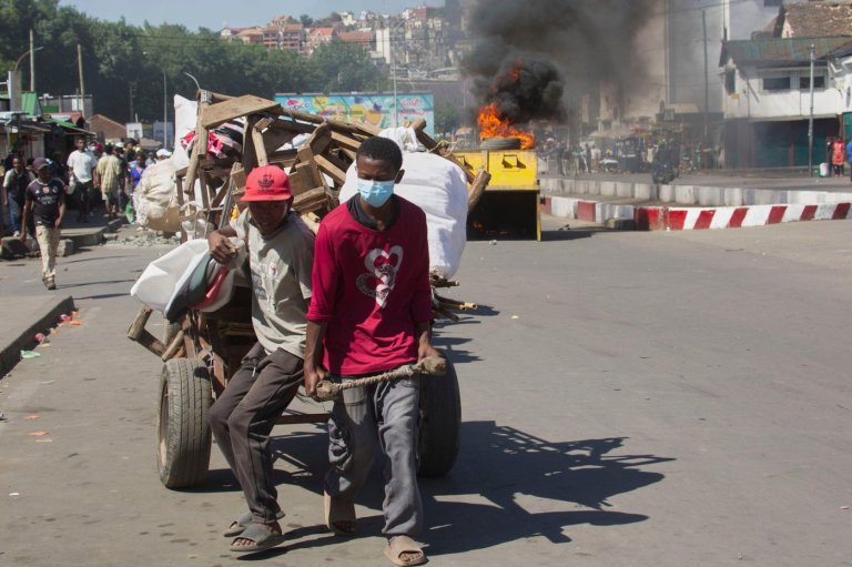An attempted coup is underway in Madagascar, the country's president says | iNFOnews.ca