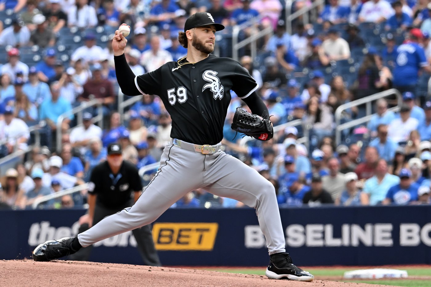 Burke, Montgomery lift White Sox to 3-0 shutout over Blue Jays | iNFOnews.ca Burke, Montgomery lift White Sox to 3-0 shutout over Blue Jays | iNFOnews.ca