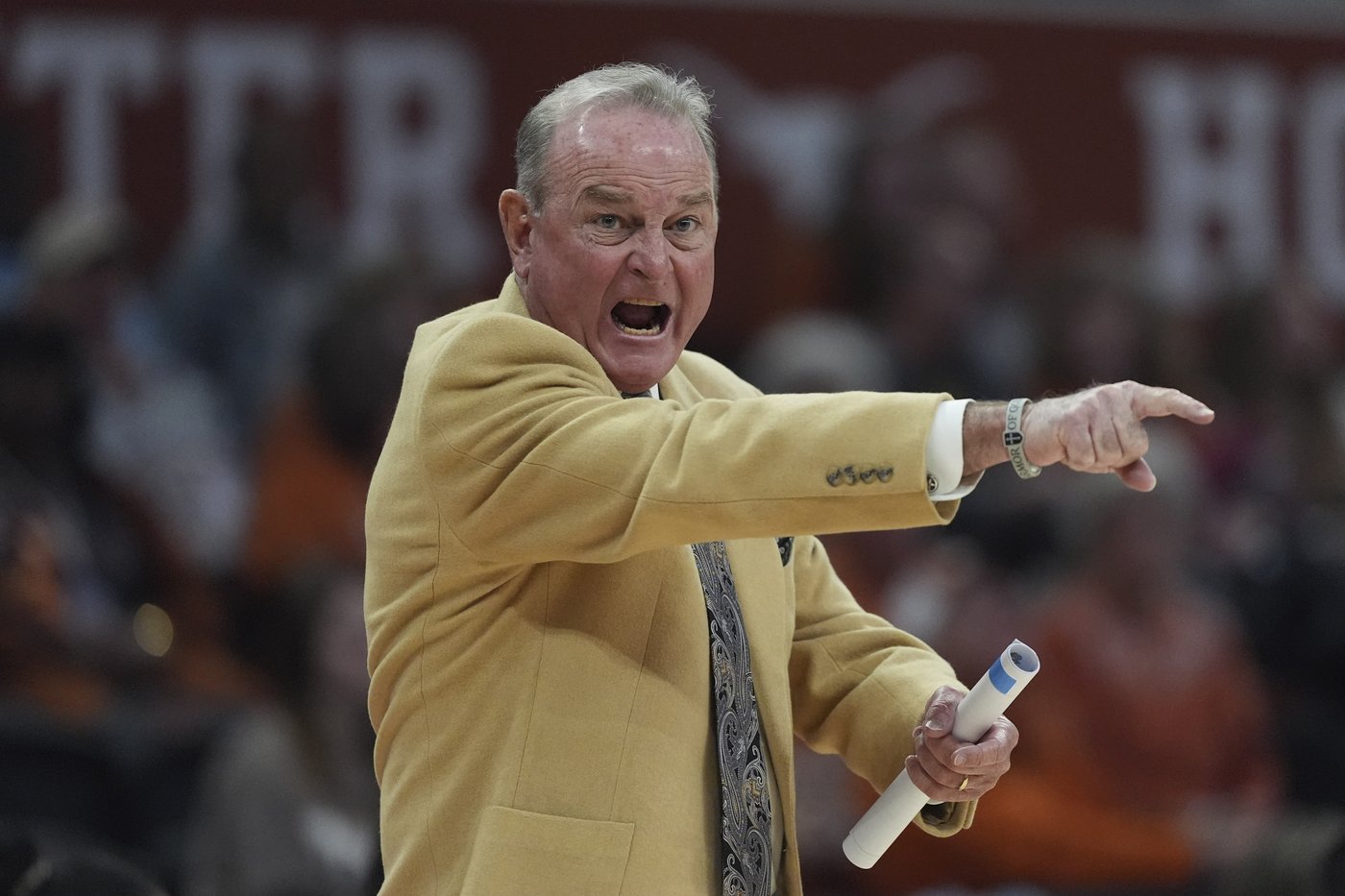 Taylor Jones scores 19 to lead No. 6 Texas to a 97-39 win over Southern | iNFOnews.ca Taylor Jones scores 19 to lead No. 6 Texas to a 97-39 win over Southern | iNFOnews.ca
