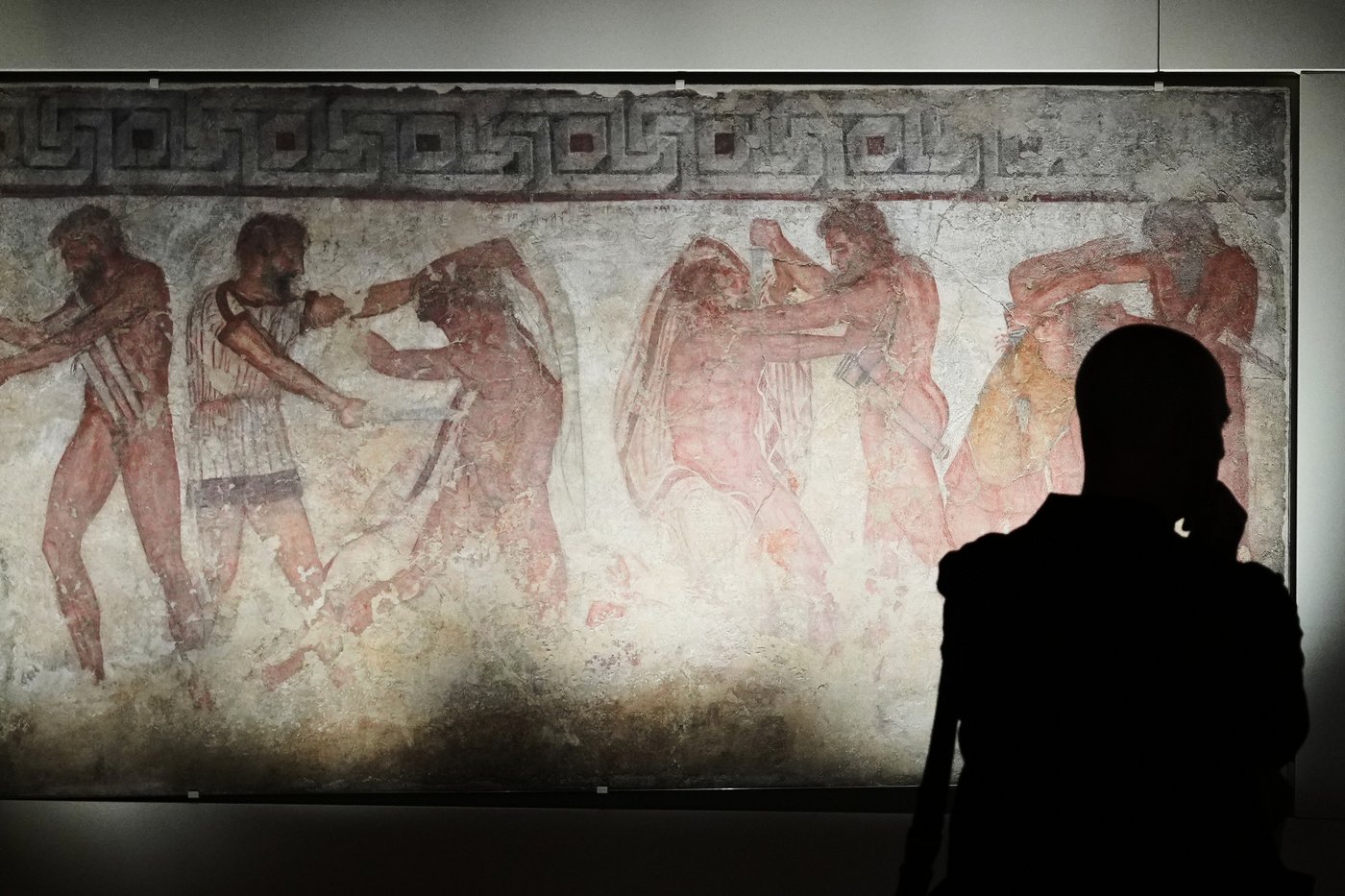 Italy displays paintings from an ancient Etruscan tomb, its latest cultural acquisition | iNFOnews.ca