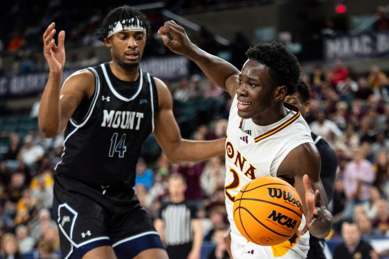 Former Iona player made permanently ineligible as part of NCAA point-shaving investigation | iNFOnews.ca