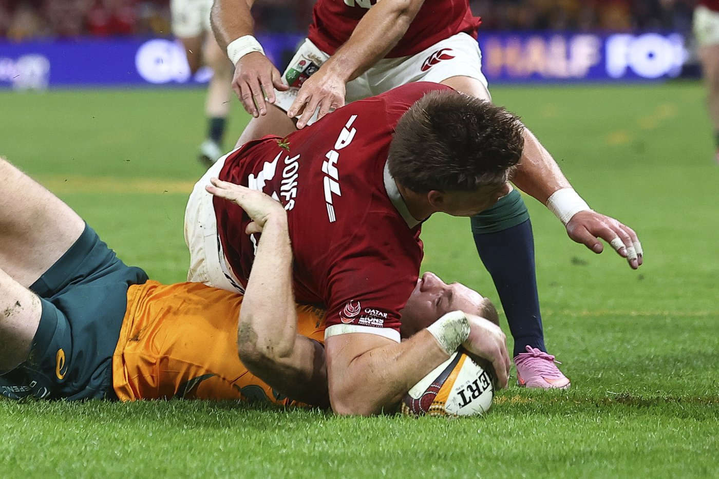 British and Irish Lions dominate early and hang on for a 27-19 win over Australia | iNFOnews.ca