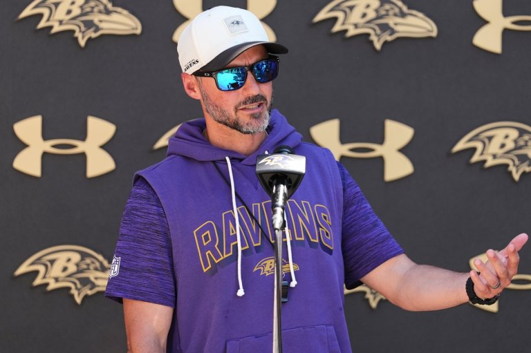 Ravens coach shrugs off Lamar Jackson's absence at voluntary practice, says he'll be back soon | iNFOnews.ca