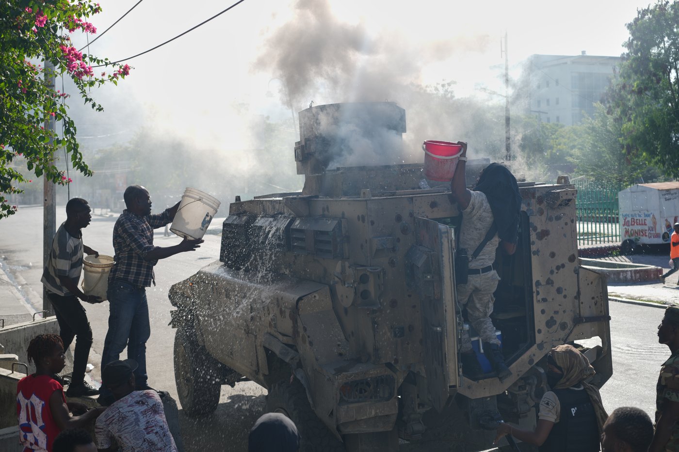 Veteran AP videographer describes grisly images and 'burning smoke' of a Haitian gang attack | iNFOnews.ca