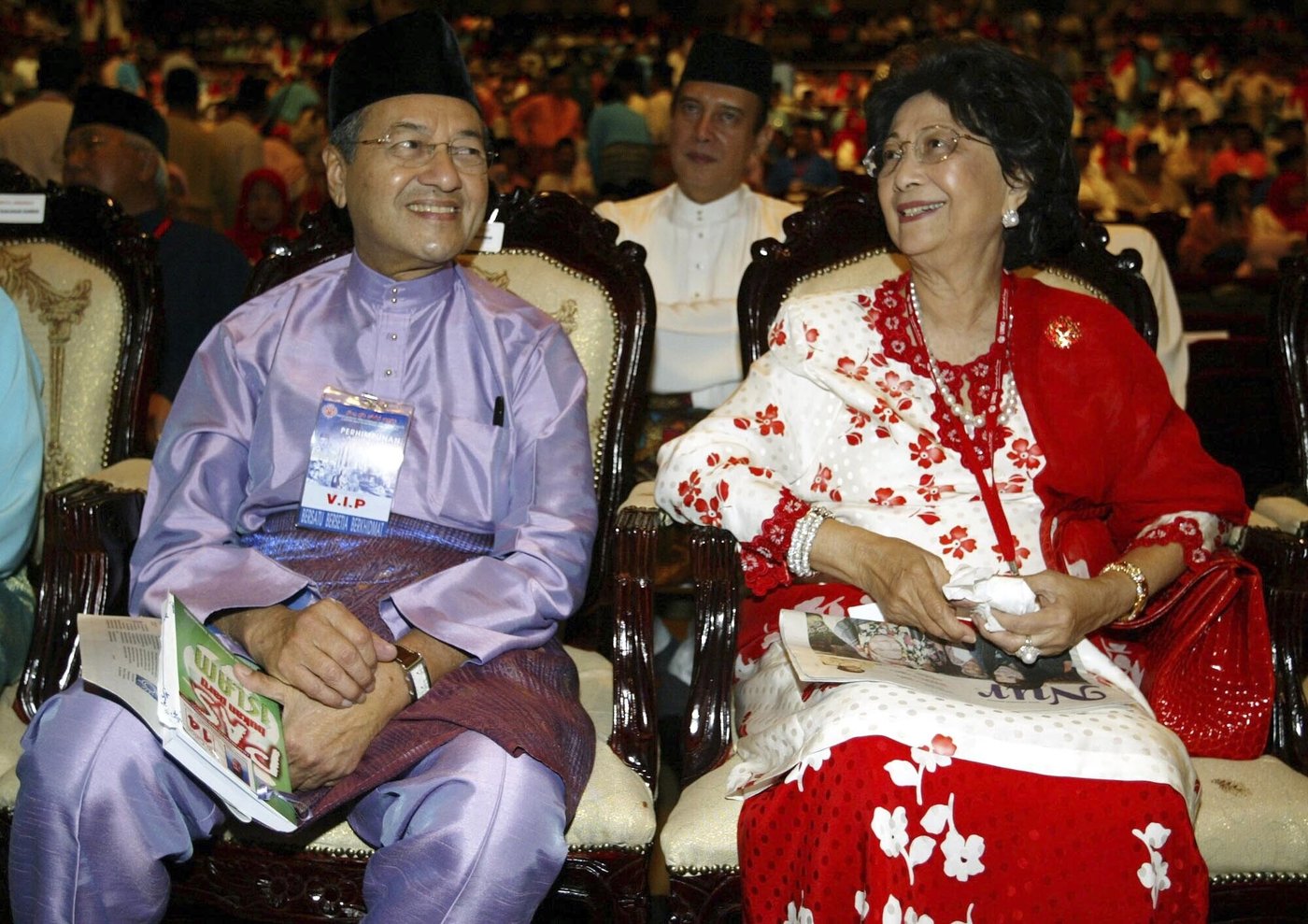 'Quite frightening': Malaysia's former leader Mahathir Mohamad turns 100 without slowing down | iNFOnews.ca