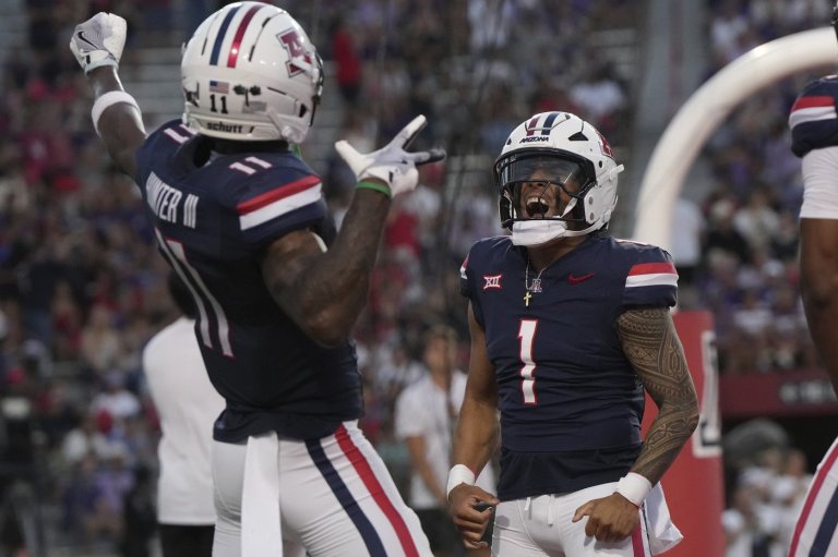 The Big 12's unexpected rise: Houston, Utah, UCF and Arizona are a combined 11-0. Are they for real? | iNFOnews.ca