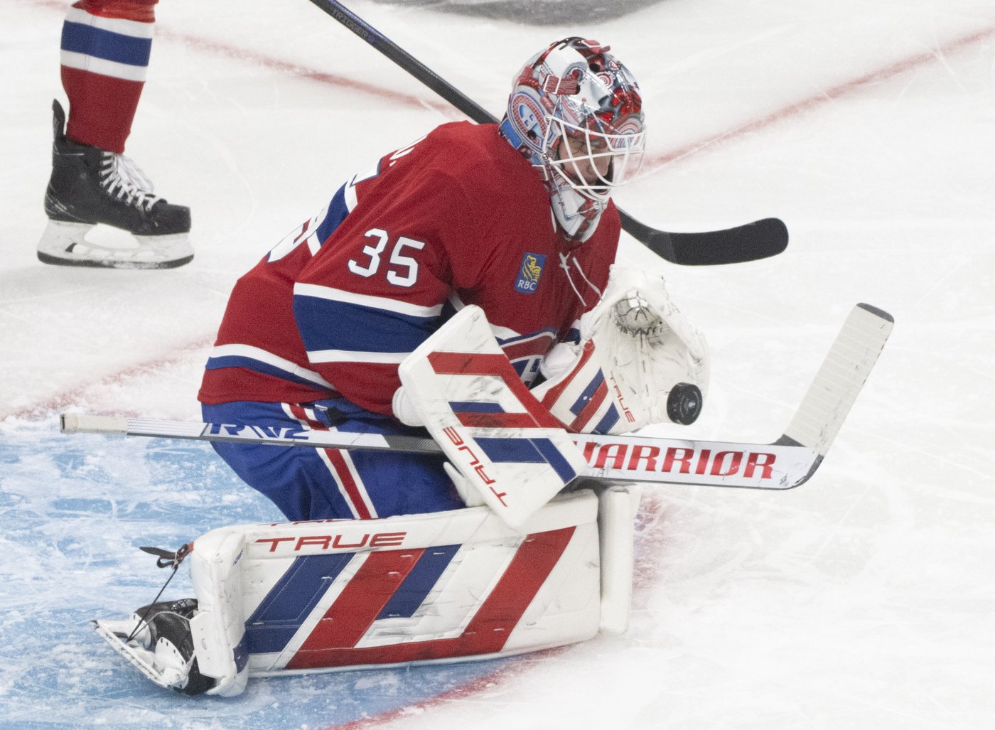 Canadiens' Montembeault day-to-day, Capitals' Thompson starts Game 4 | iNFOnews.ca