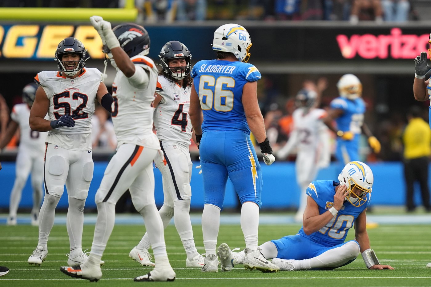 Justin Herbert seems no longer able to elevate Chargers' inept and injured offense | iNFOnews.ca Justin Herbert seems no longer able to elevate Chargers' inept and injured offense | iNFOnews.ca