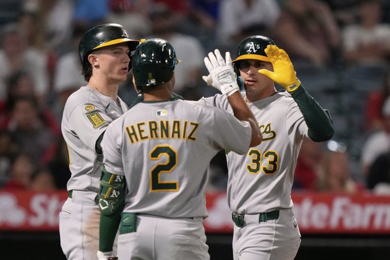 Athletics erupt for seven runs in third inning of a 10-4 win over Angels | iNFOnews.ca