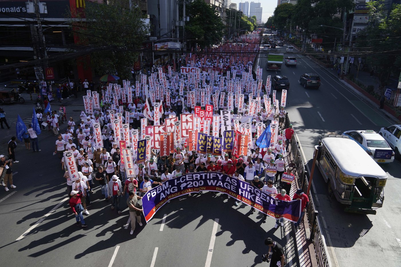 PHOTO COLLECTION: May Day Labor | iNFOnews.ca