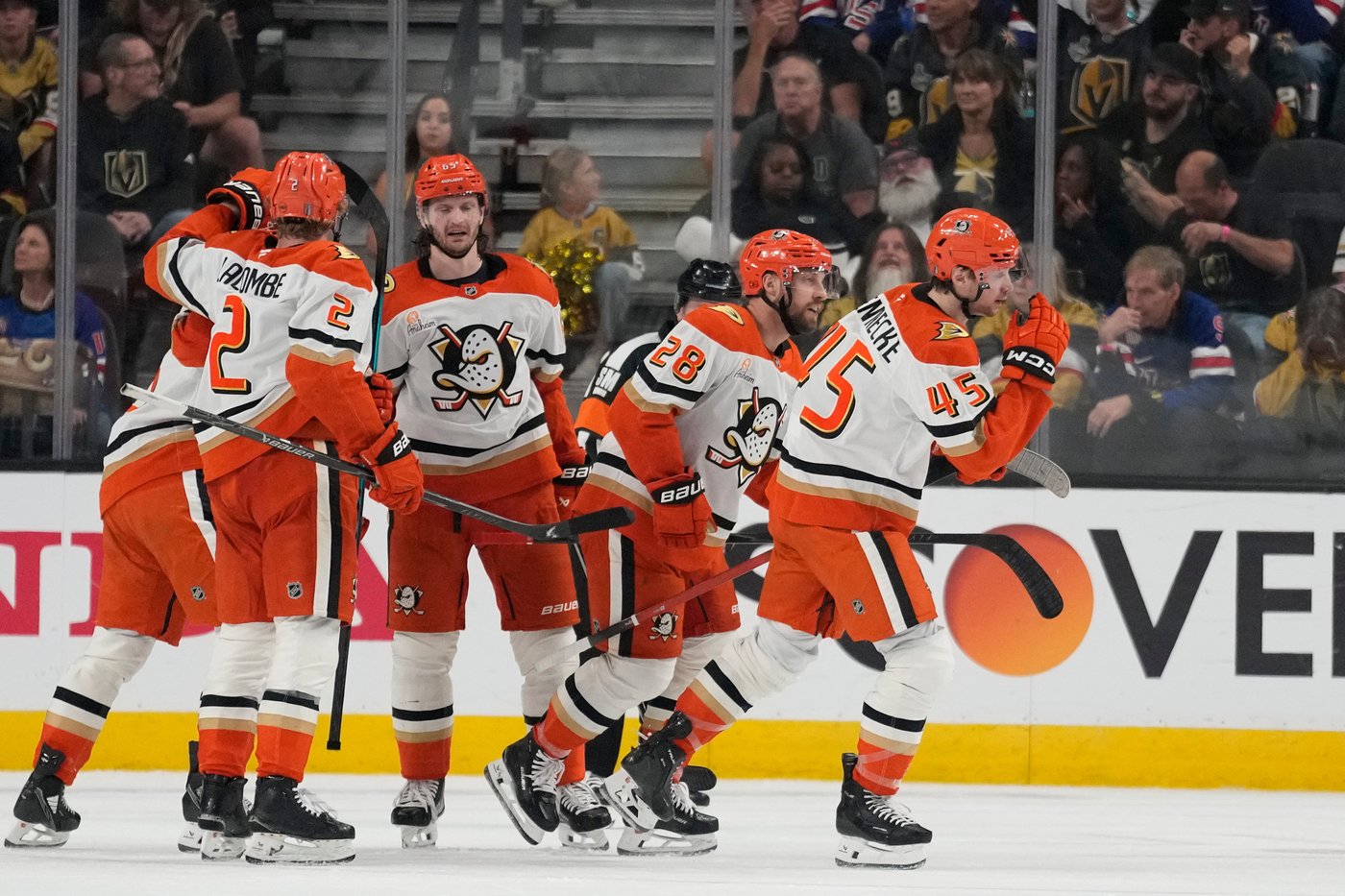 Ducks beat Golden Knights 3-1 and send series back to Anaheim at 1-1 | iNFOnews.ca