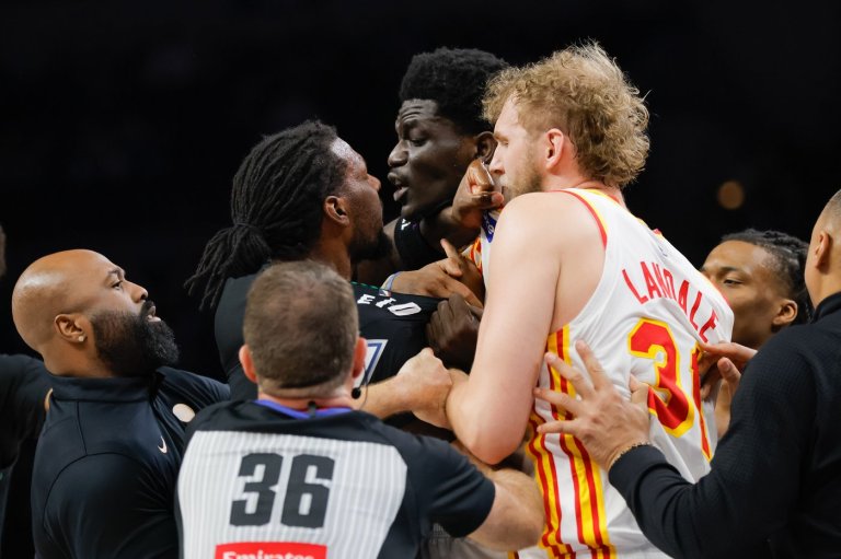 NBA fines Hawks' Mouhamed Gueye and Timberwolves' Naz Reid $35,000 each | iNFOnews.ca