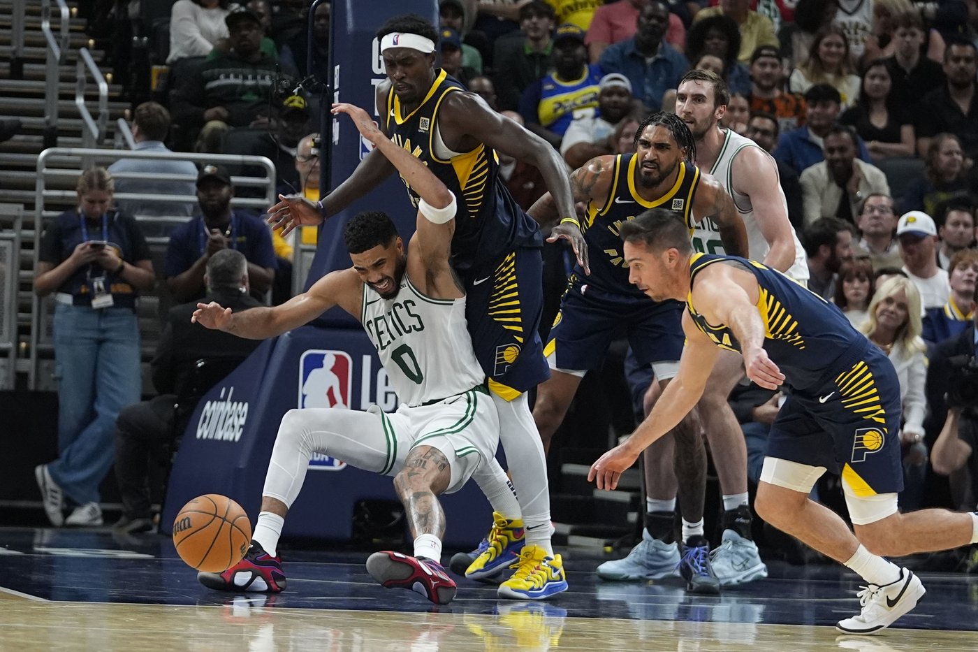 Pascal Siakam scores 29 points and makes tiebreaking 3 to send Pacers past Celtics 135-132 in OT | iNFOnews.ca
