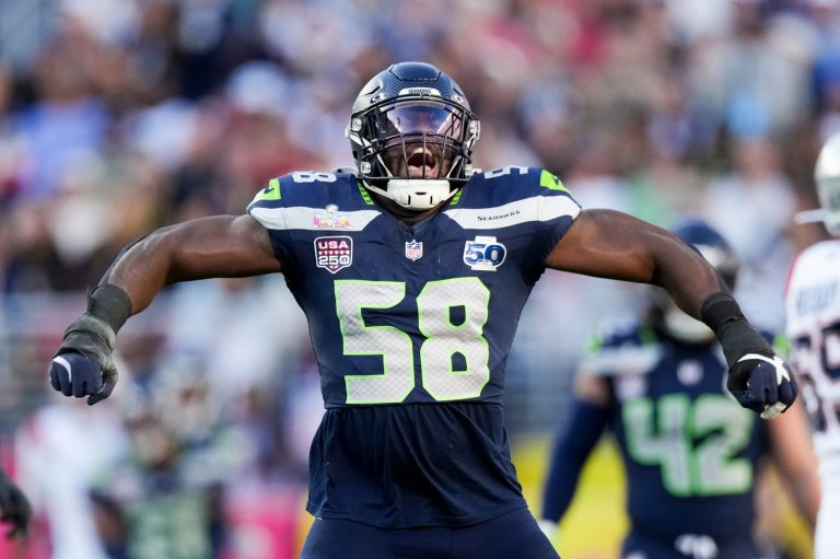 Seahawks and linebacker Derick Hall working toward a 3-year contract extension, AP source says | iNFOnews.ca