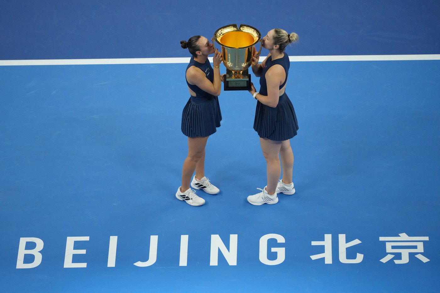Stefani and Canada's Dabrowski win women's doubles final at China Open | iNFOnews.ca Stefani and Canada's Dabrowski win women's doubles final at China Open | iNFOnews.ca