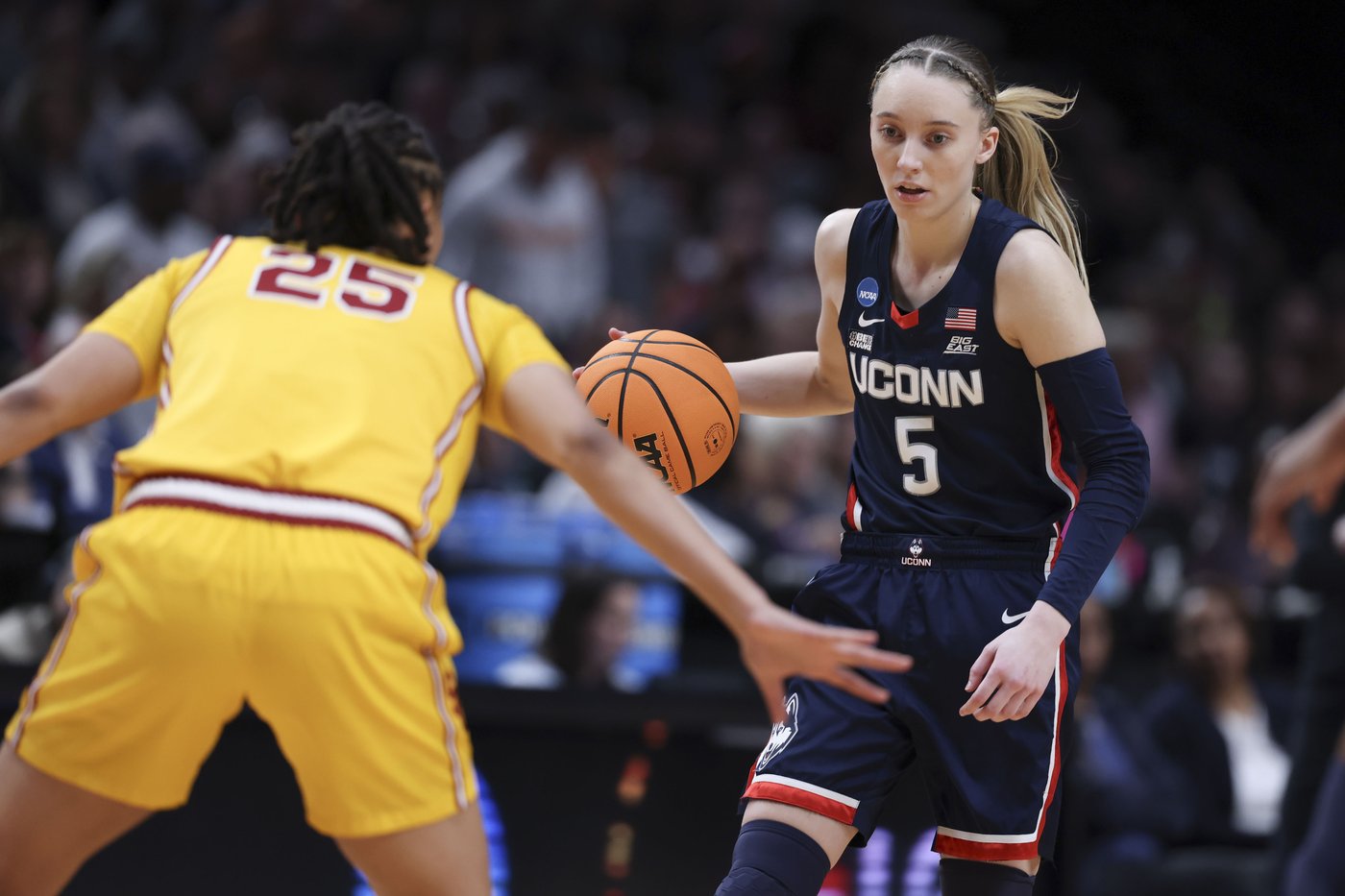 UConn star Paige Bueckers arrives at her final season, eager to chase that elusive national title | iNFOnews.ca
