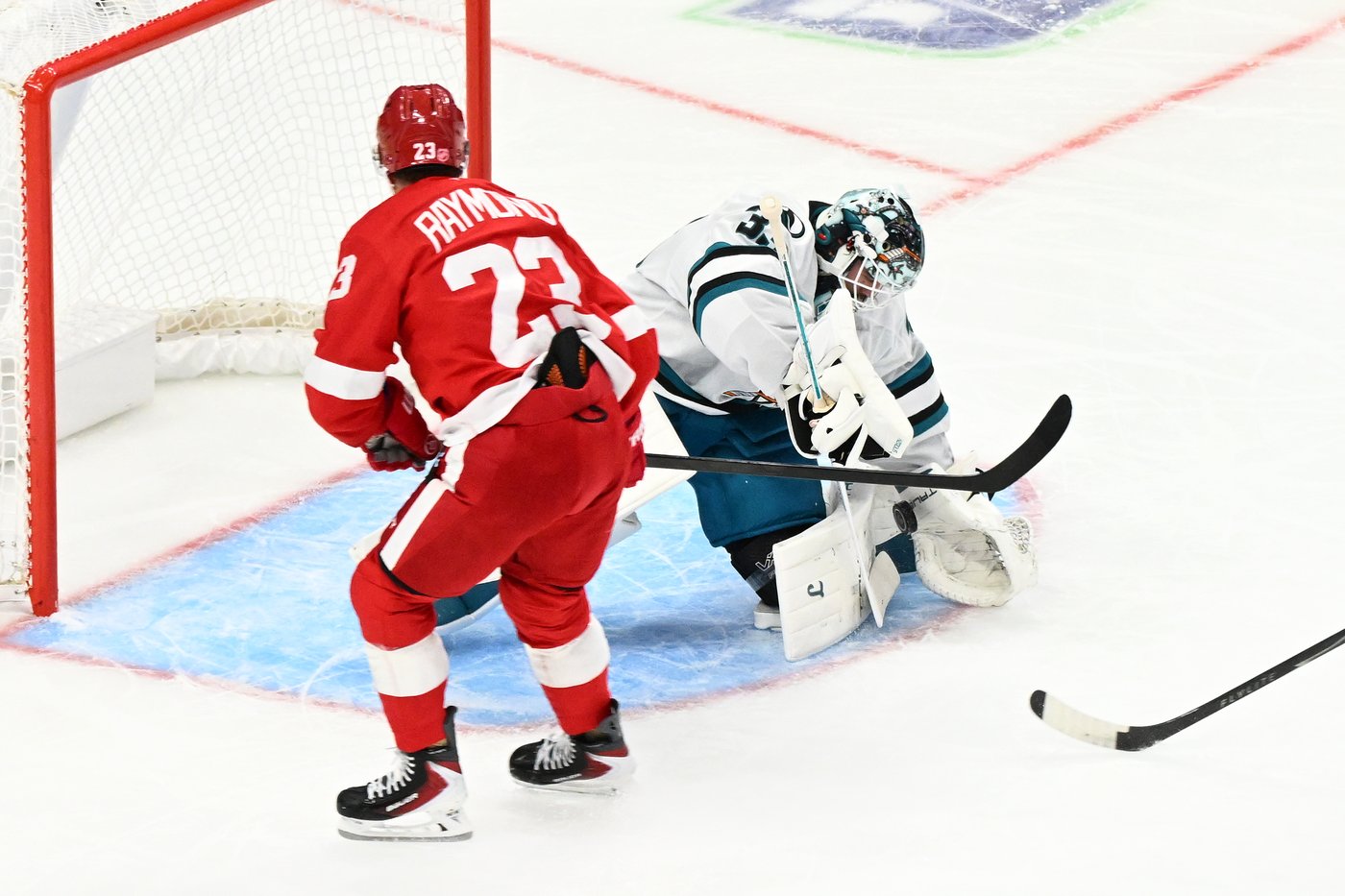 Lucas Raymond scores in shootout as Red Wings rally for 4-3 win over Sharks | iNFOnews.ca Lucas Raymond scores in shootout as Red Wings rally for 4-3 win over Sharks | iNFOnews.ca