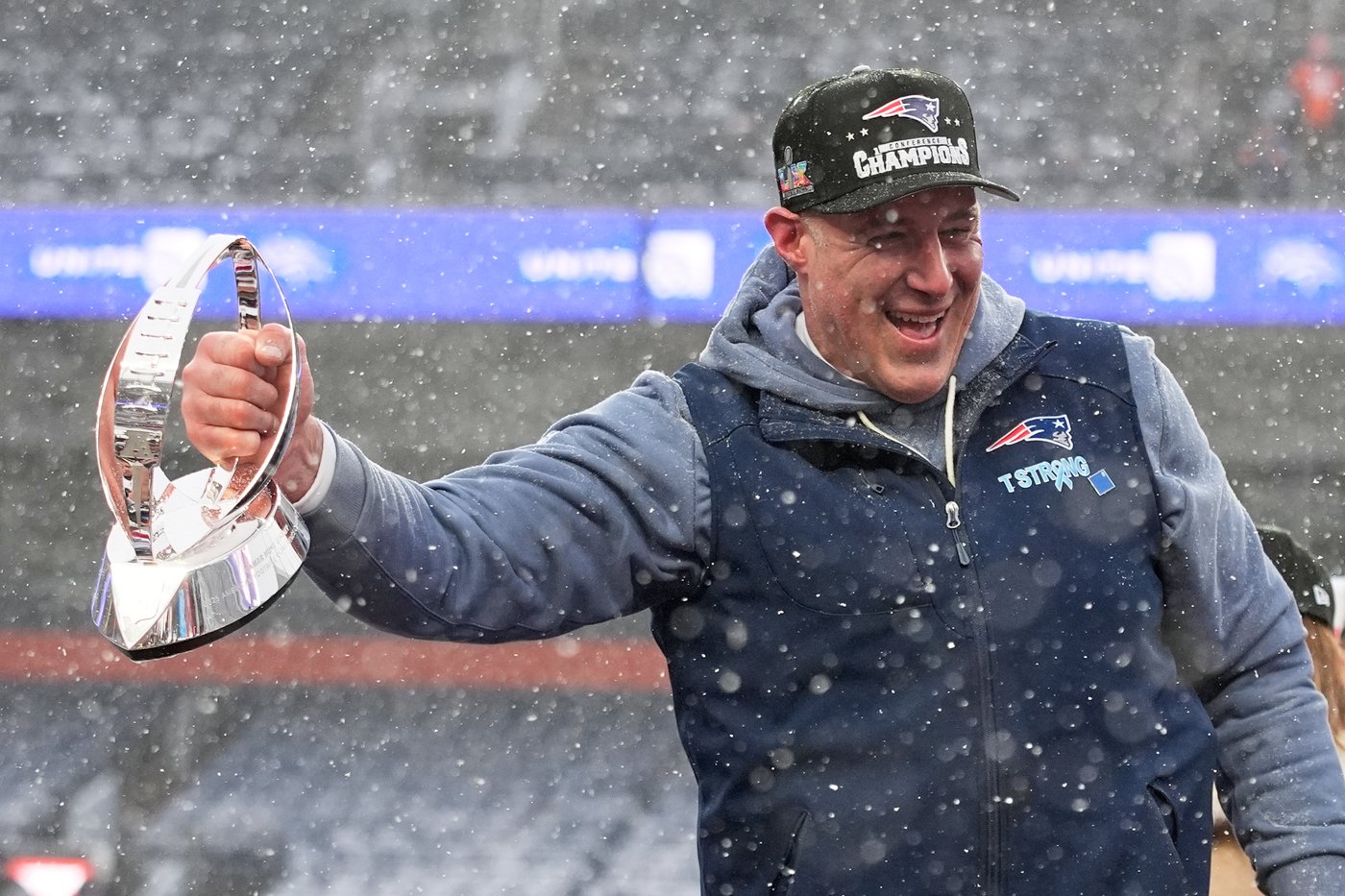 Mike Macdonald and Mike Vrabel lead Seahawks and Patriots to Super Bowl in quick turnarounds | iNFOnews.ca Mike Macdonald and Mike Vrabel lead Seahawks and Patriots to Super Bowl in quick turnarounds | iNFOnews.ca