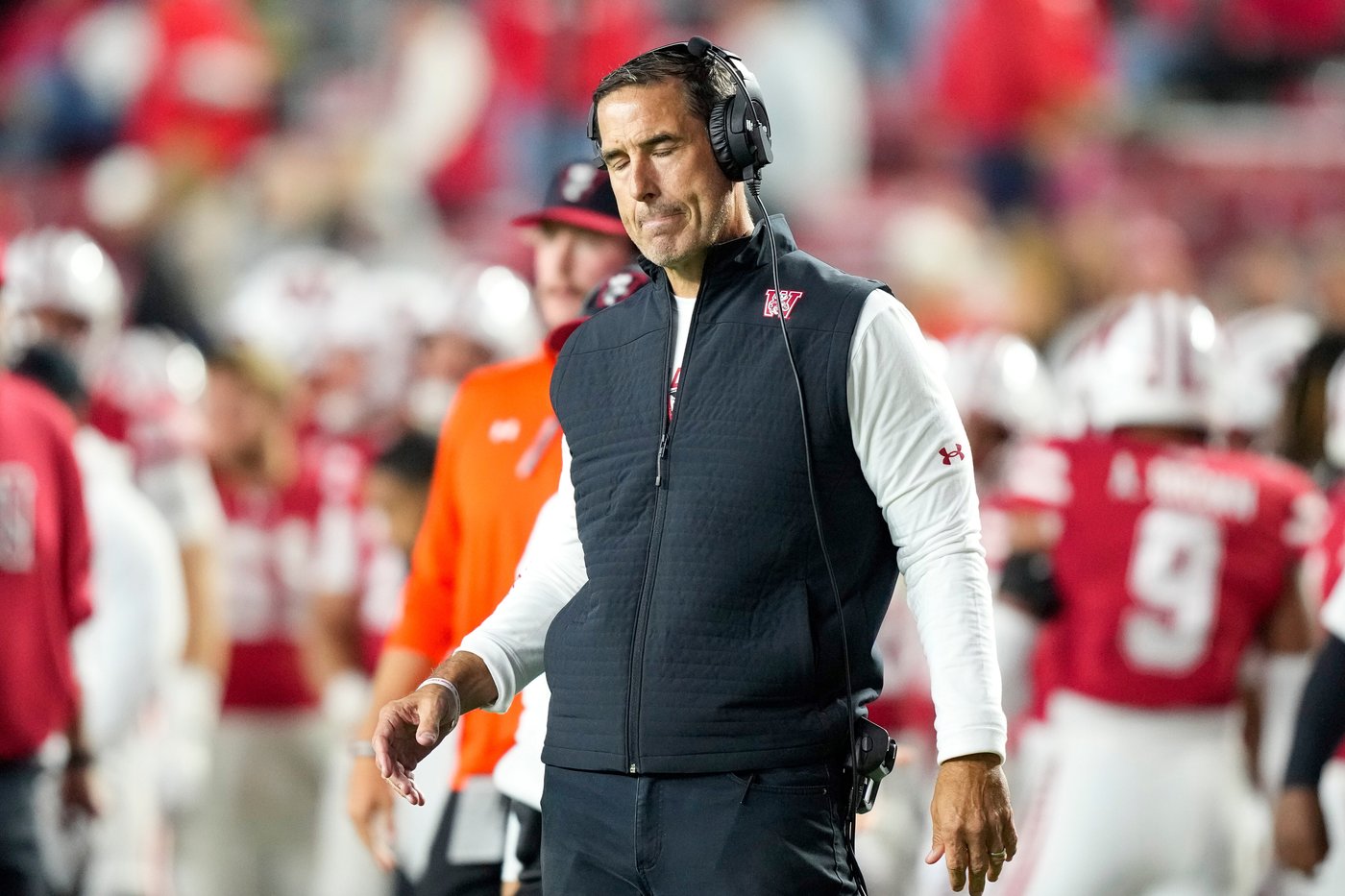 Badgers coach Luke Fickell facing plenty of heat as No. 1 Ohio State heads to Wisconsin | iNFOnews.ca Badgers coach Luke Fickell facing plenty of heat as No. 1 Ohio State heads to Wisconsin | iNFOnews.ca