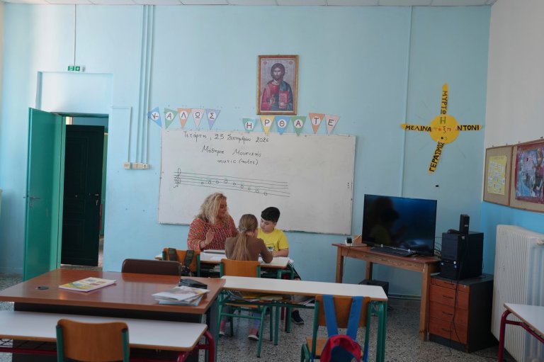 On a remote Greek island, empty classrooms signal a crisis across Europe | iNFOnews.ca