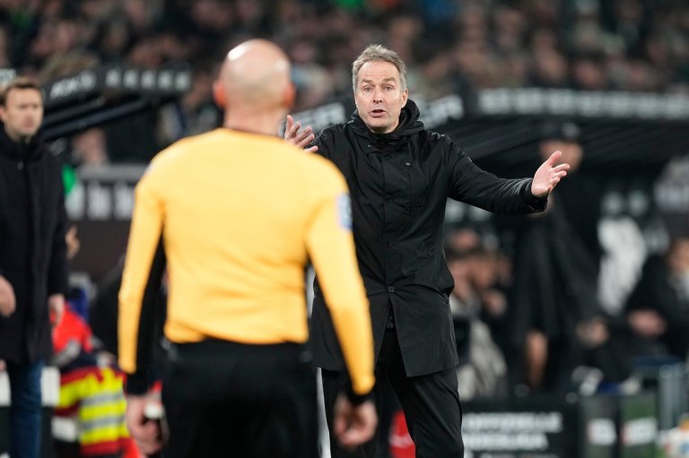 Bundesliga referees and VAR under scrutiny as frustration over mistakes grows | iNFOnews.ca