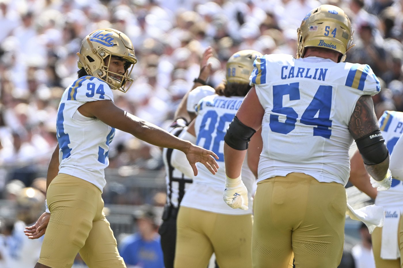 Drew Allar throws TD, runs for another as No. 7 Penn State beats UCLA 27-11 | iNFOnews.ca
