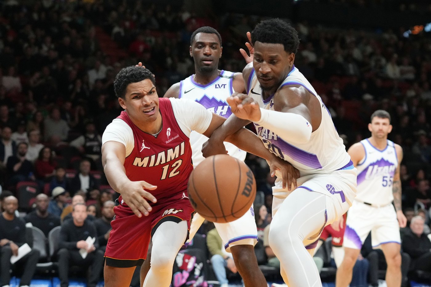 Sensabaugh hits late 3-pointer to lift Jazz to 115-111 win over Heat | iNFOnews.ca Sensabaugh hits late 3-pointer to lift Jazz to 115-111 win over Heat | iNFOnews.ca