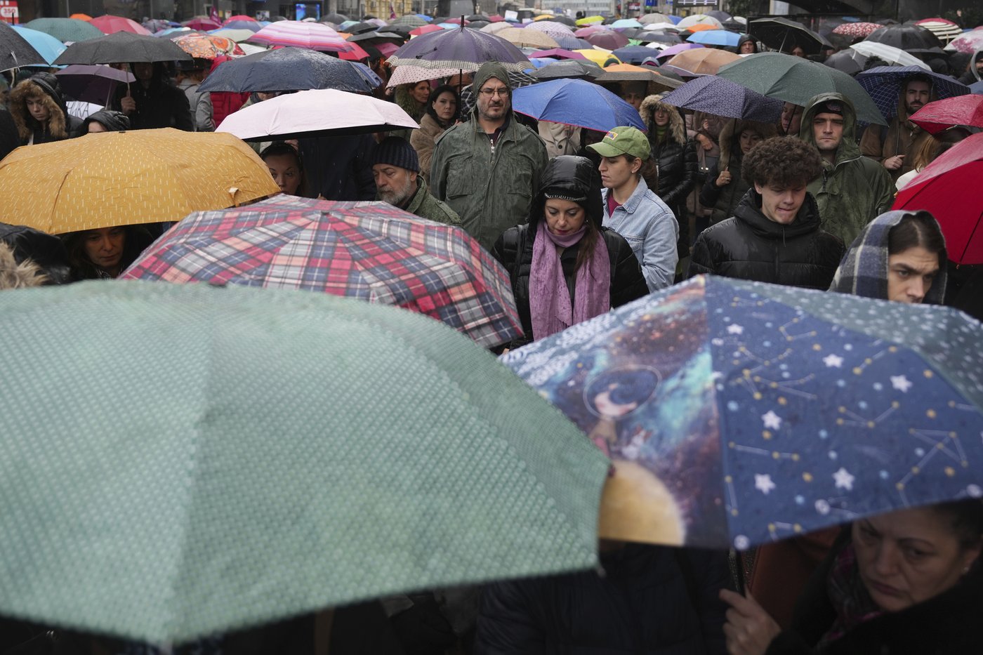 Student protests continue to challenge Serbia's populist government after a deadly canopy collapse | iNFOnews.ca