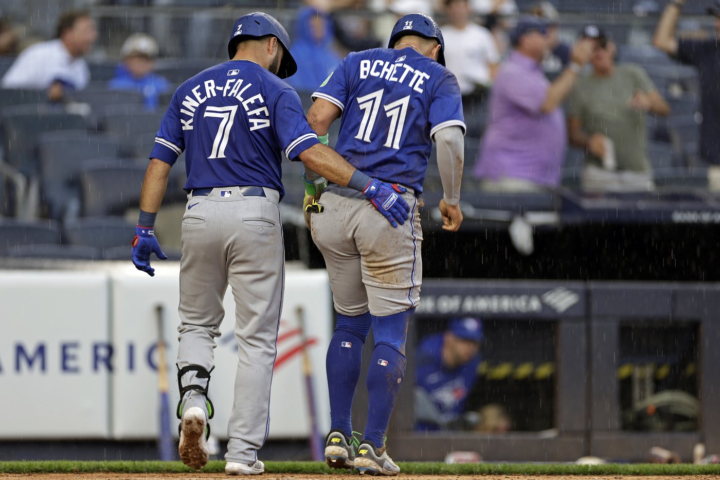 Blue Jays shortstop Bo Bichette sits out series finale against Yanks after collision at the plate | iNFOnews.ca Blue Jays shortstop Bo Bichette sits out series finale against Yanks after collision at the plate | iNFOnews.ca