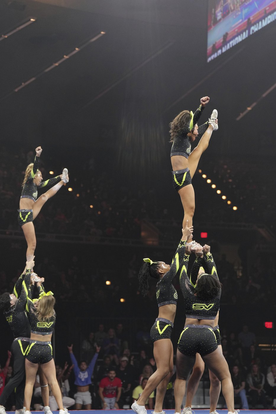 Cheerleaders can now go pro: Varsity Spirit's new league offers pay | iNFOnews.ca