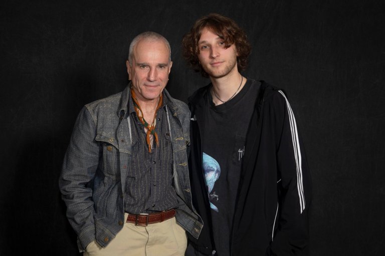 Daniel Day-Lewis, pulled out of retirement by his son, finds his acting fire still burns | iNFOnews.ca