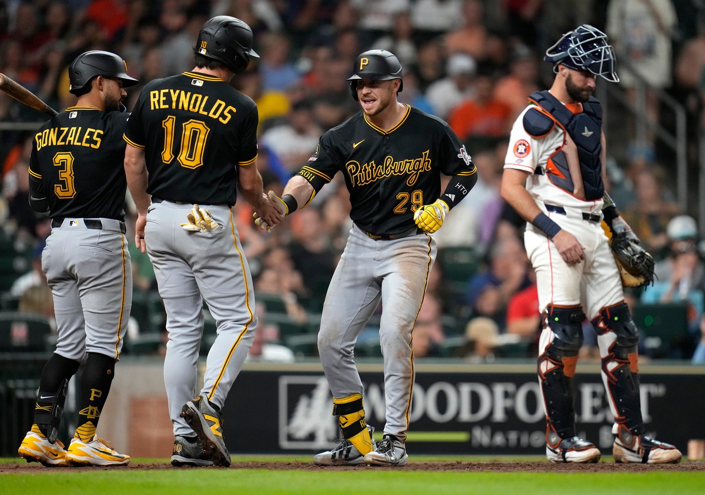 Ryan O’Hearn powers Pirates past Astros 5-1 with a 3-RBI night | iNFOnews.ca