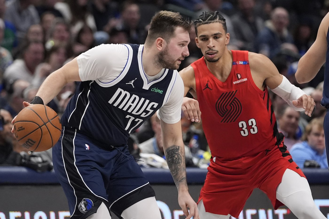Mavs star Luka Doncic will be out about a month before check on calf injury, AP source says | iNFOnews.ca