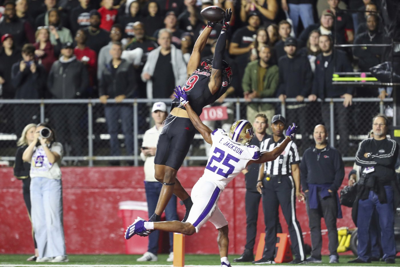 Monangai runs for 132 yards and a TD, Rutgers holds off Washington 21-18 | iNFOnews.ca Monangai runs for 132 yards and a TD, Rutgers holds off Washington 21-18 | iNFOnews.ca