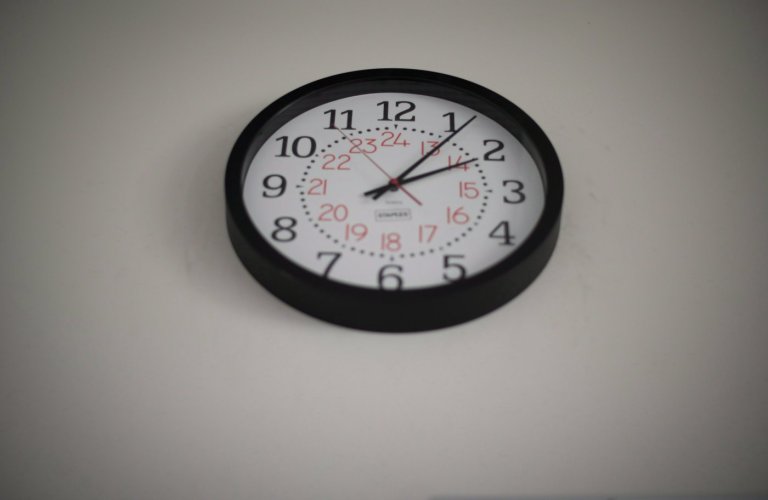 CP NewsAlert: The Quebec government says it plans to end the time change | iNFOnews.ca